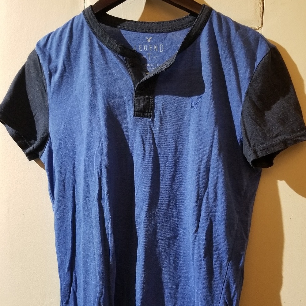 American Eagle Short Sleeve Shirt